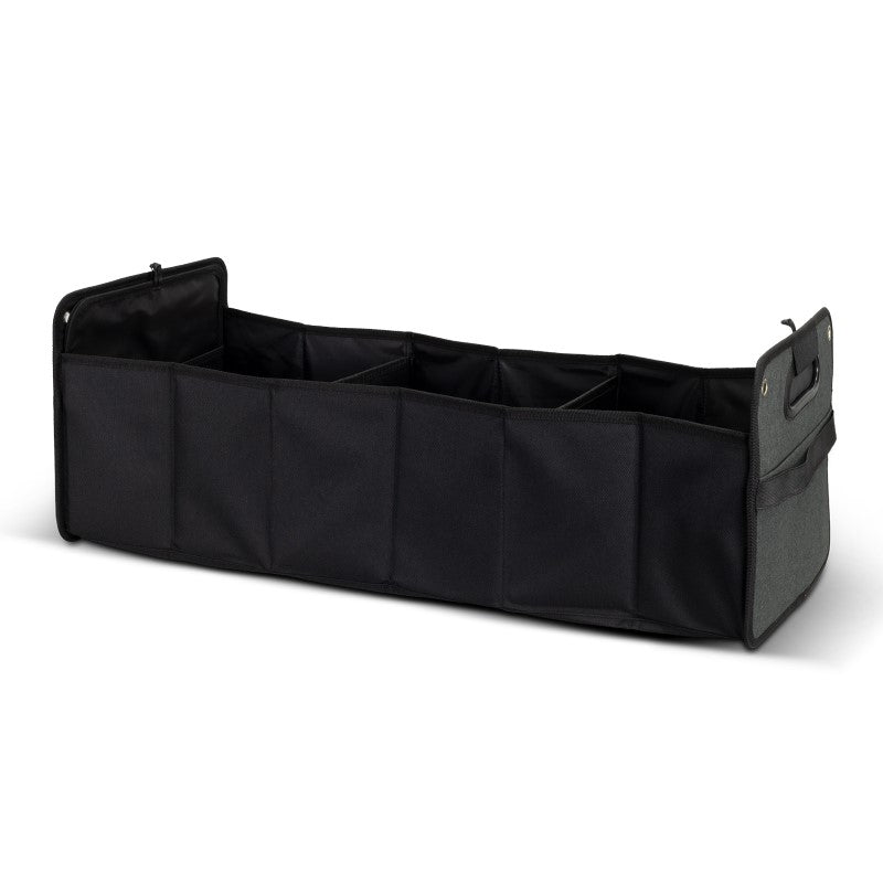 Durable trunk organiser with three compartments, 40L capacity, elastic closure, and solid base for secure storage.