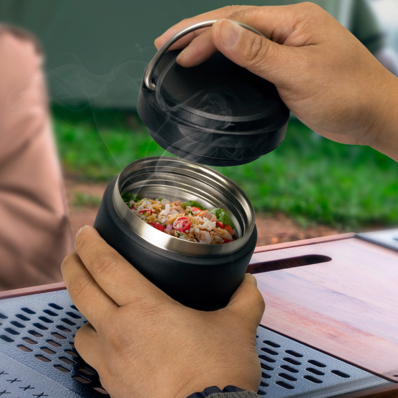 Stainless steel Keep Hot Food Flask with double-wall insulation, 300ml capacity, and secure lid for hot meals on-the-go.