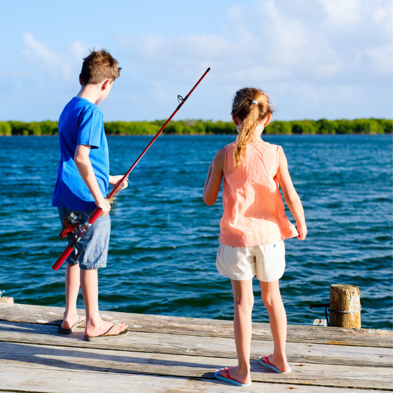 Kids Fishing Rod and Reel Set featuring a 6ft fiberglass rod and 2000 spin reel, designed for young anglers’ adventures.