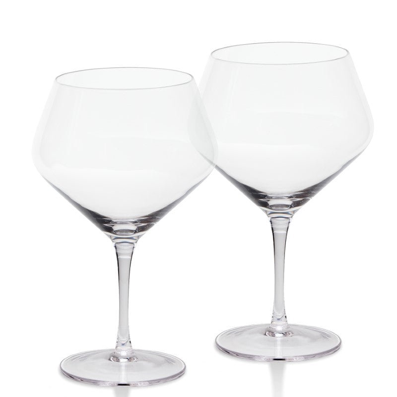 Elegant stemmed gin and tonic glass with a generous balloon shape, perfect for sophisticated serving and gifting.