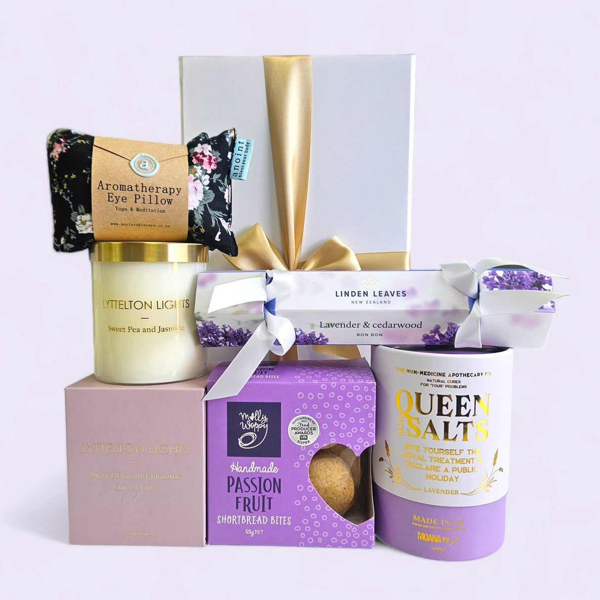 Deluxe Pamper Queen Gift Box featuring luxurious self-care items for relaxation, beautifully packaged with a stylish ribbon.