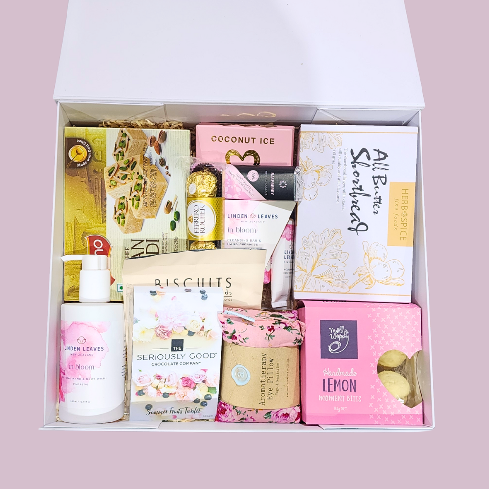 Sisters Rakhi Grand Gift Box
